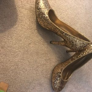 Gold gliiter heels